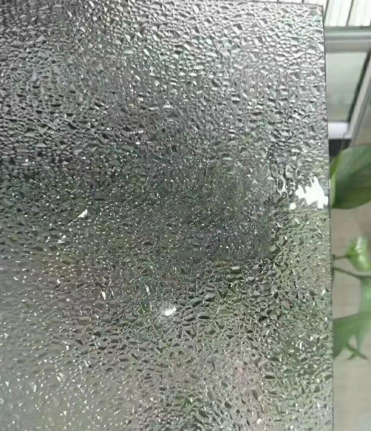 Clear Pattern Glass