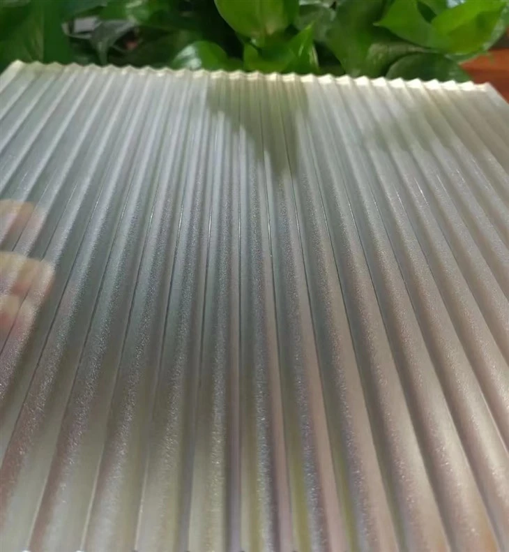 Clear Pattern Glass